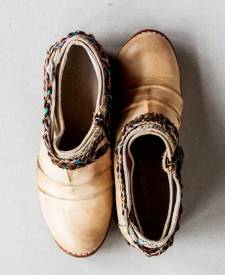 Leather boots Maka ivory