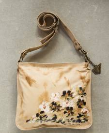 Camelia Bag With Decoration