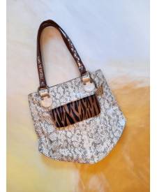 Diamanta leather handbag 