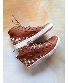 Daria Leather Sneaker