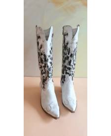 Tashi Leather Boots 