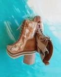 Dana Leather Boots Ivory